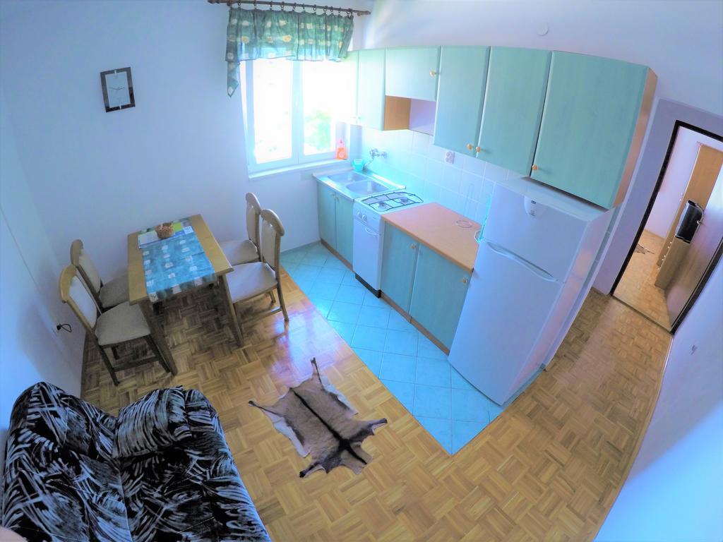 Orange City Apartment'S Repic Biograd Na Moru Buitenkant foto