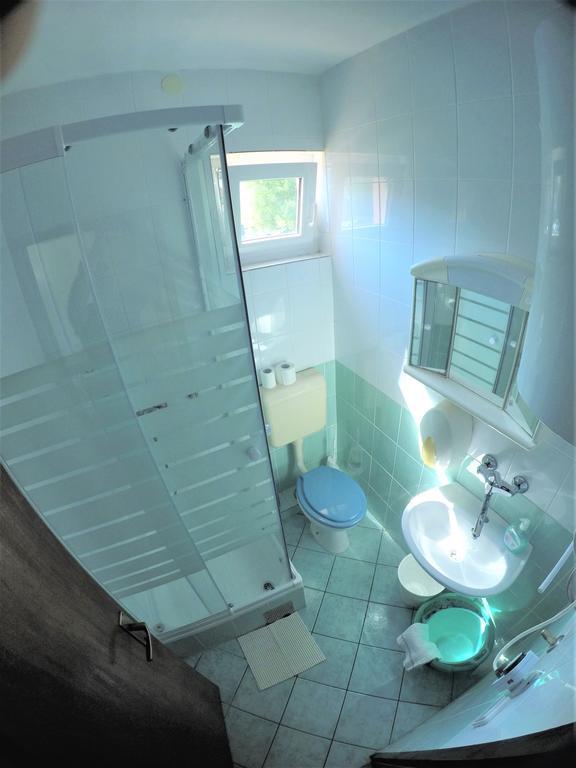 Orange City Apartment'S Repic Biograd Na Moru Buitenkant foto