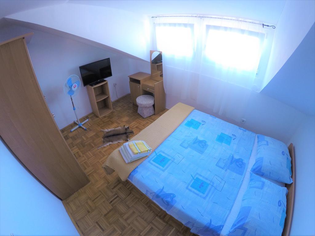 Orange City Apartment'S Repic Biograd Na Moru Buitenkant foto