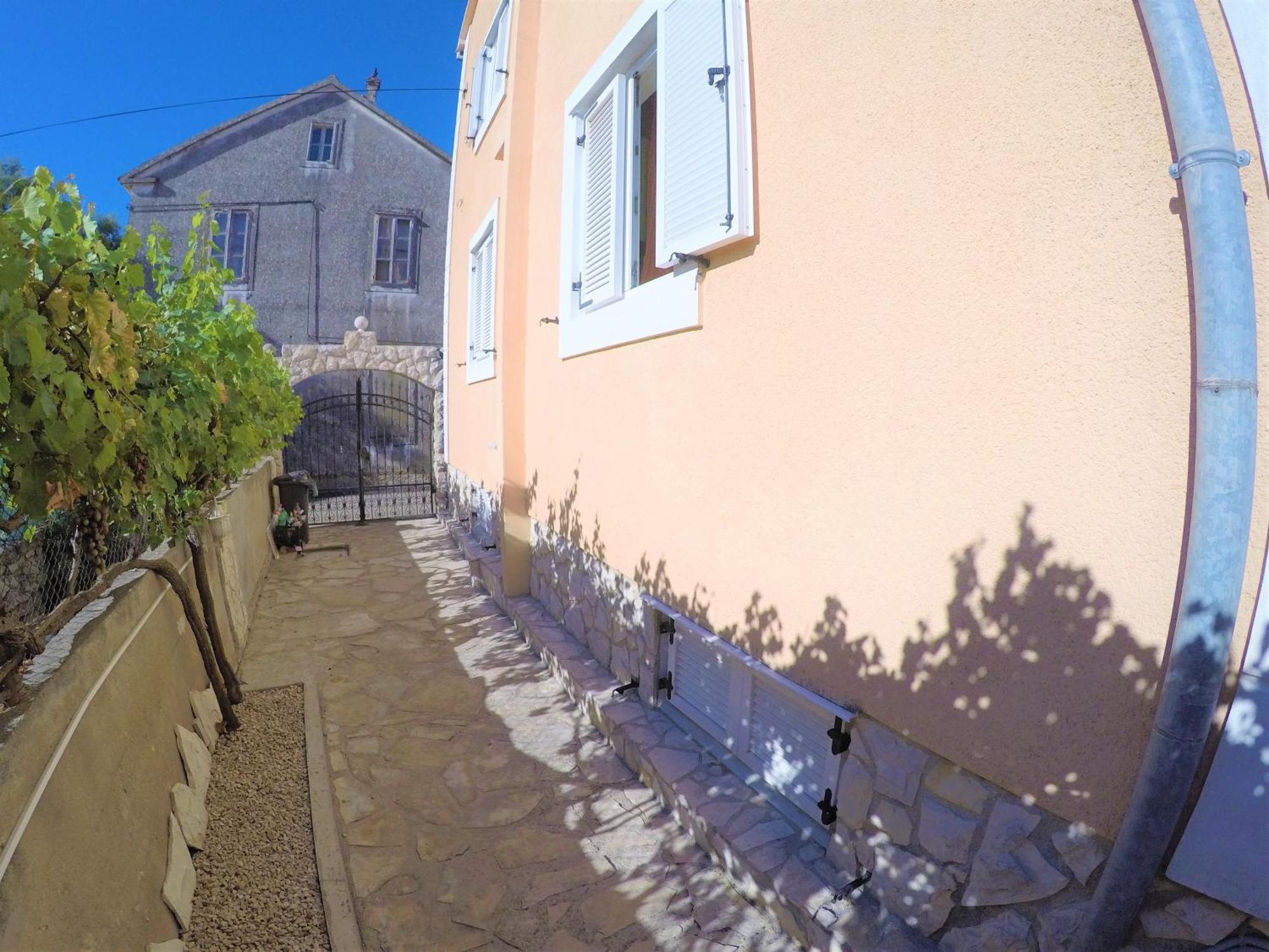 Orange City Apartment'S Repic Biograd Na Moru Buitenkant foto