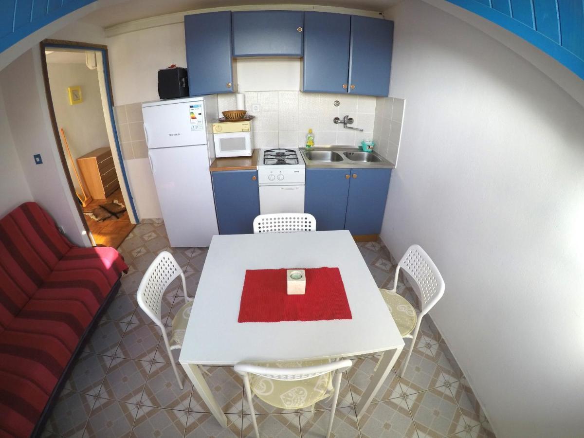 Orange City Apartment'S Repic Biograd Na Moru Buitenkant foto